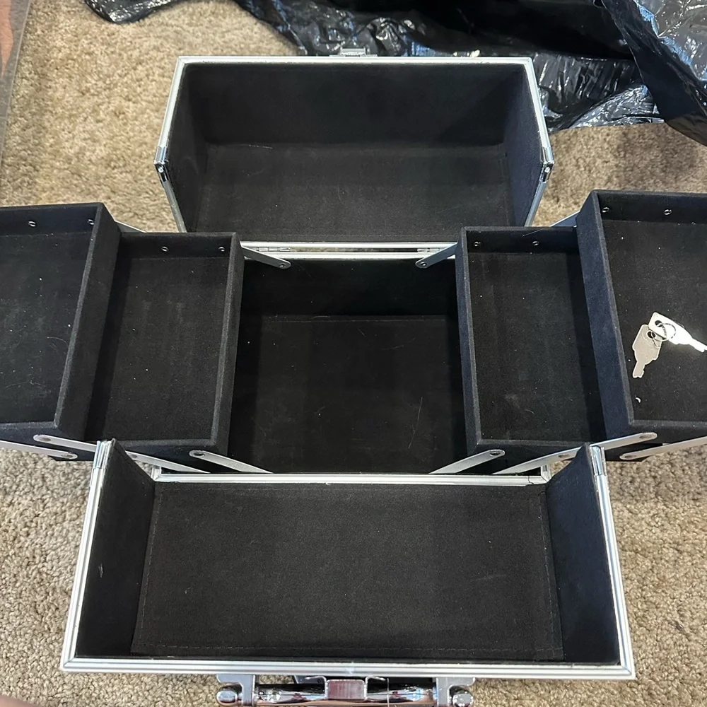 Black and Silver Makeup Organizer Case